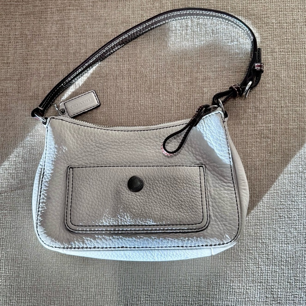 Coach White Leather Shoulder Bag Small